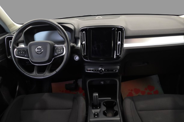 Volvo Xc40 - Image 11