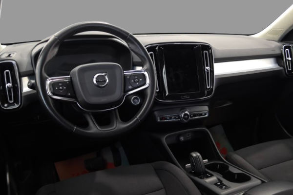 Volvo Xc40 - Image 12