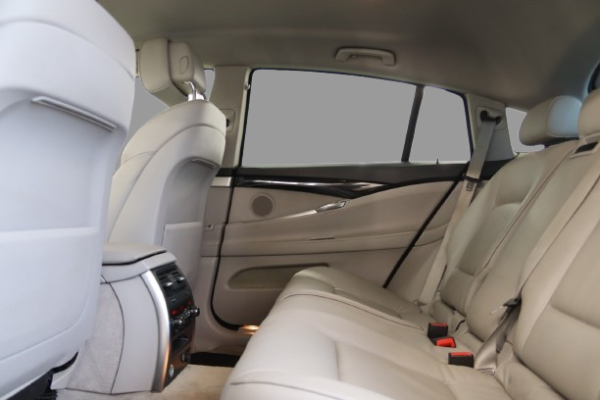 BMW 530 GT - Image 9