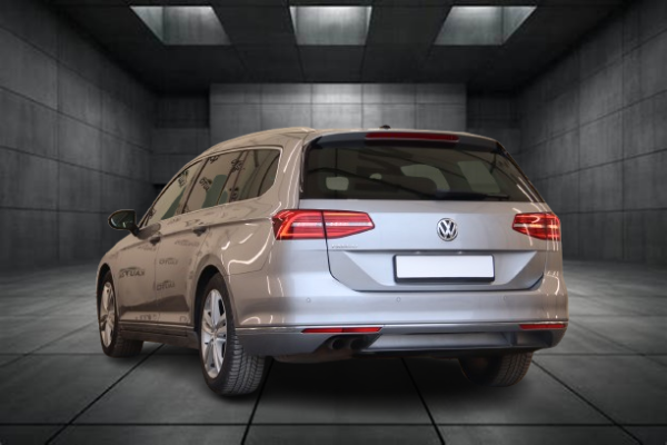 Volkswagen Passat - Image 3