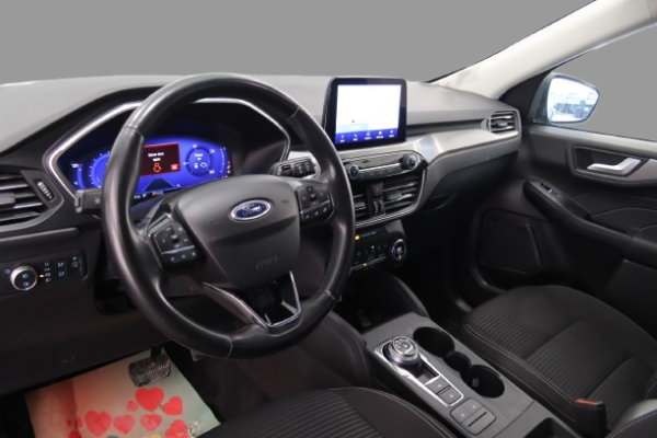 Ford Kuga - Image 5