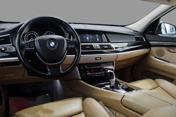 BMW 530 GT - Image 12
