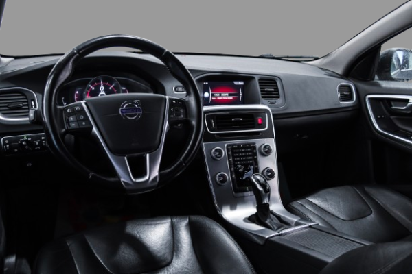 Volvo V60 - Image 13