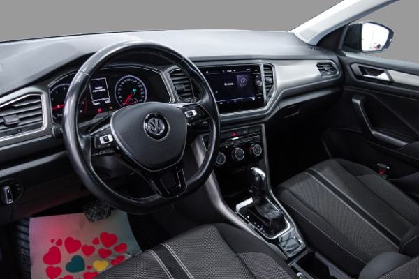 Volkswagen T-Roc - Image 5