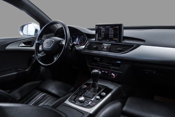 Audi A6 - Image 12