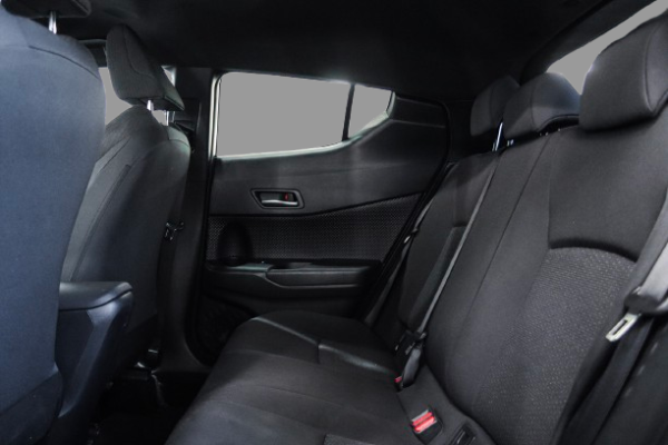 Toyota C-HR - Image 8