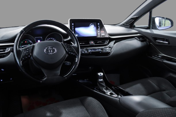 Toyota C-HR - Image 13