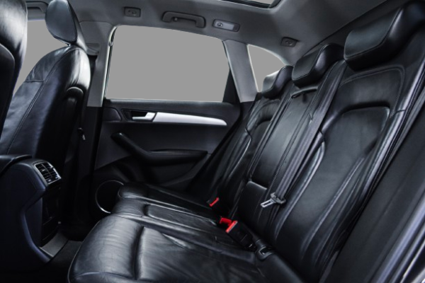Audi Q5 - Image 8