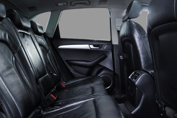 Audi Q5 - Image 10