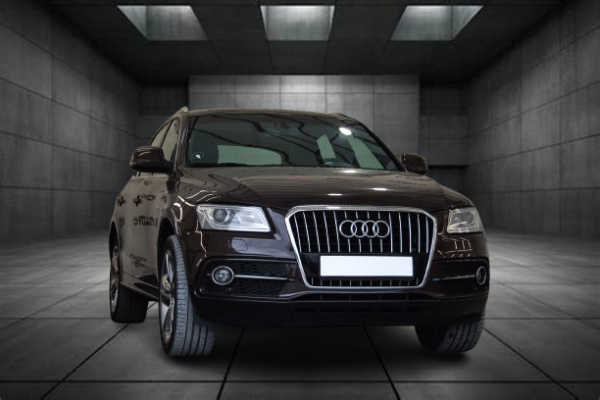 Audi Q5 - Image 2