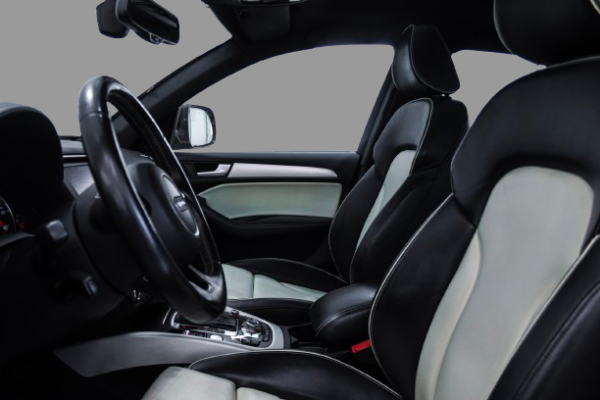 Audi Q5 - Image 6