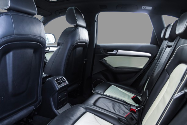 Audi Q5 - Image 11
