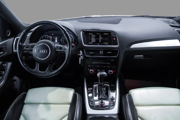 Audi Q5 - Image 16