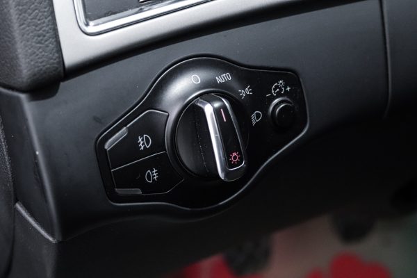 Audi A4 - Image 8
