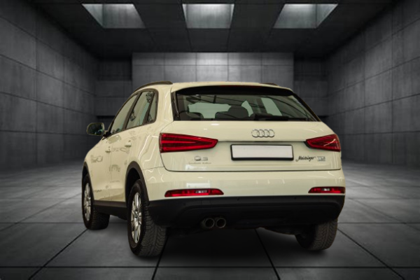 Audi Q3 - Image 3