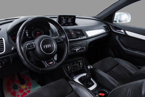 Audi Q3 - Image 5