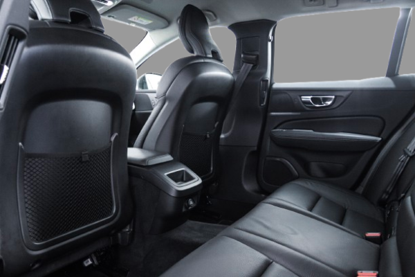 Volvo V60 - Image 9