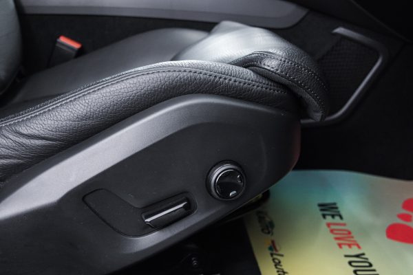 Volvo V60 - Image 15