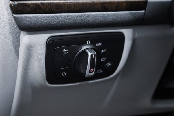 Audi A6 - Image 8