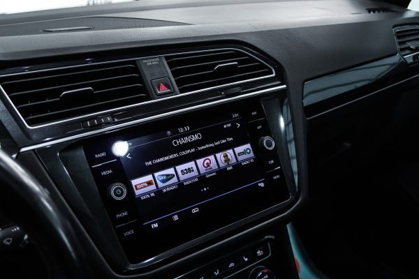 Volkswagen Tiguan - Image 6