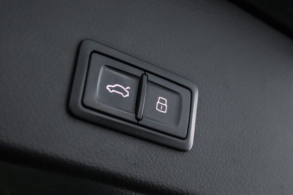 Audi A6 - Image 14