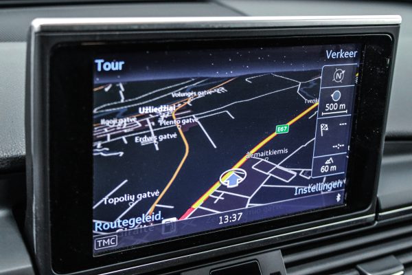 Audi A6 - Image 17