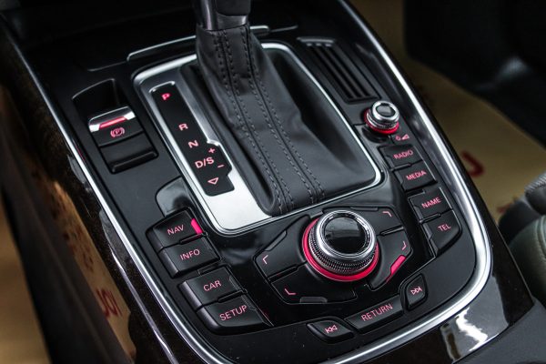 Audi Q5 - Image 21