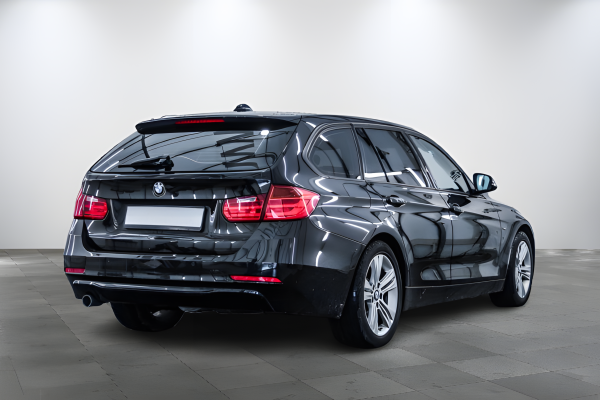 BMW 318 - Image 3