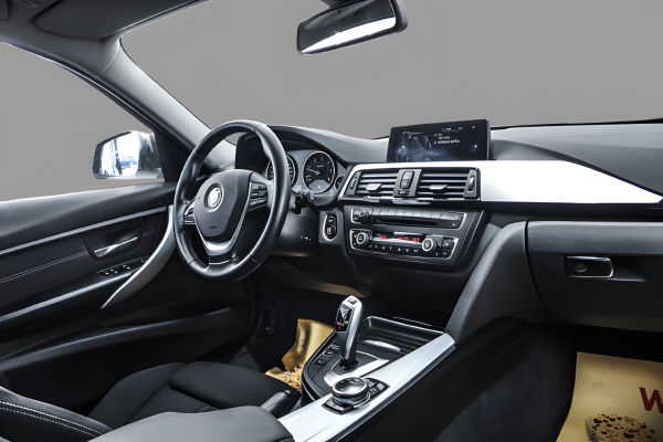 BMW 318 - Image 10