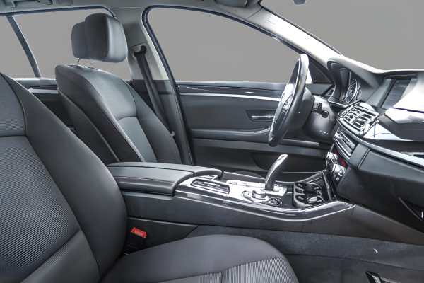 BMW 520 - Image 12