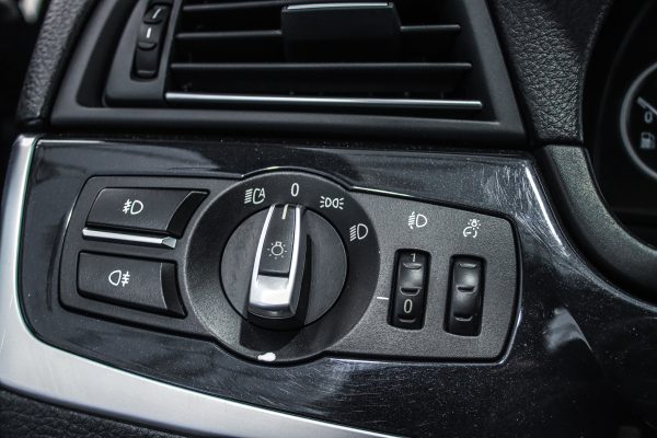 BMW 520 - Image 14