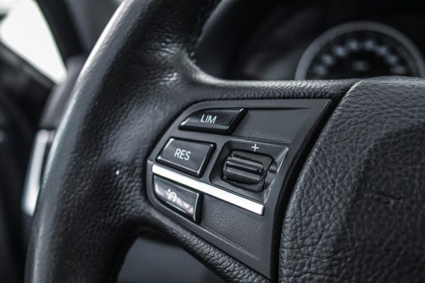 BMW 520 - Image 18