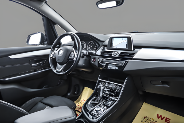 BMW 218 - Image 11