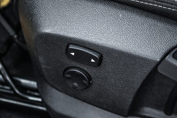 BMW 218 - Image 15