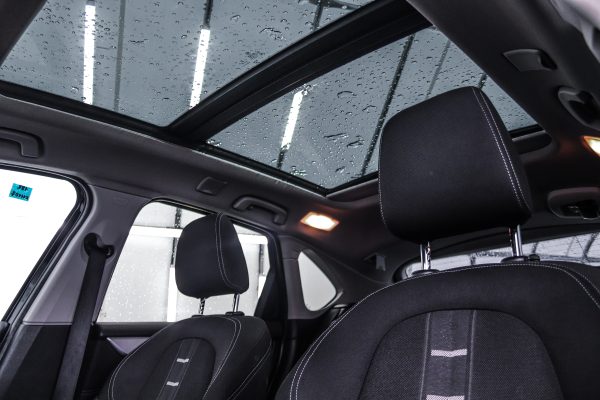 BMW 218 - Image 21