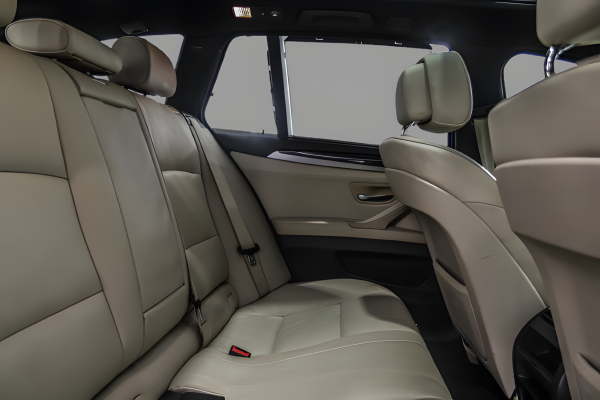 BMW 520 - Image 9