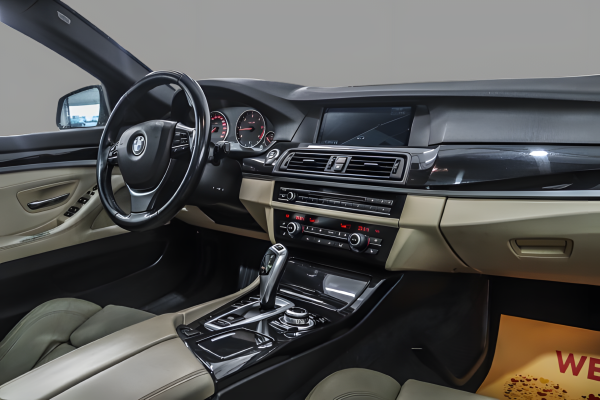 BMW 520 - Image 11