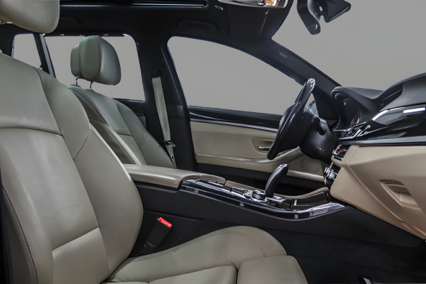 BMW 520 - Image 12