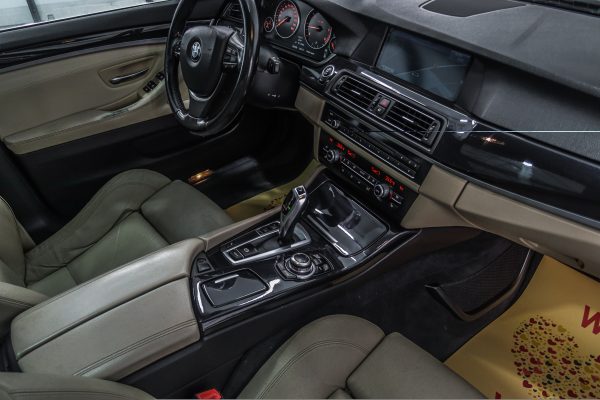 BMW 520 - Image 13