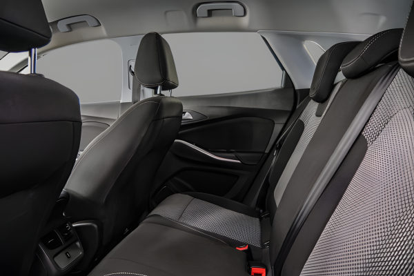 Opel Grandland X - Image 8