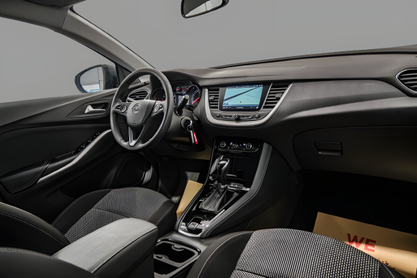 Opel Grandland X - Image 11