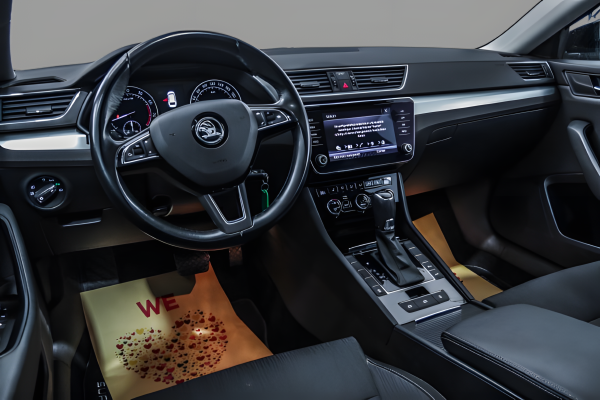 Skoda Superb - Image 7