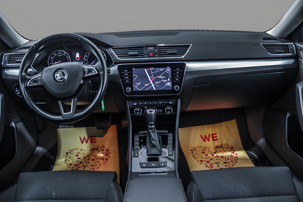 Skoda Superb - Image 10