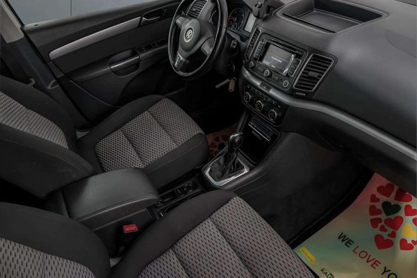 Volkswagen Sharan - Image 9