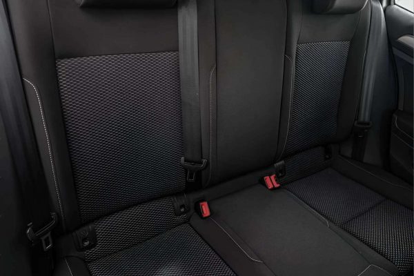 Volkswagen Golf - Image 15