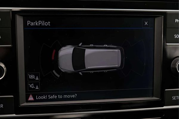 Volkswagen Golf - Image 5