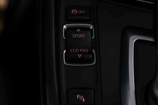 BMW 318 Gran Turismo - Image 21