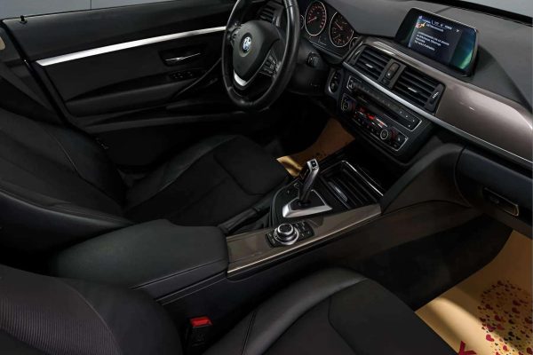 BMW 318 Gran Turismo - Image 14