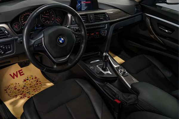 BMW 318 Gran Turismo - Image 9