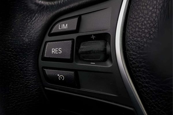BMW 320 - Image 23